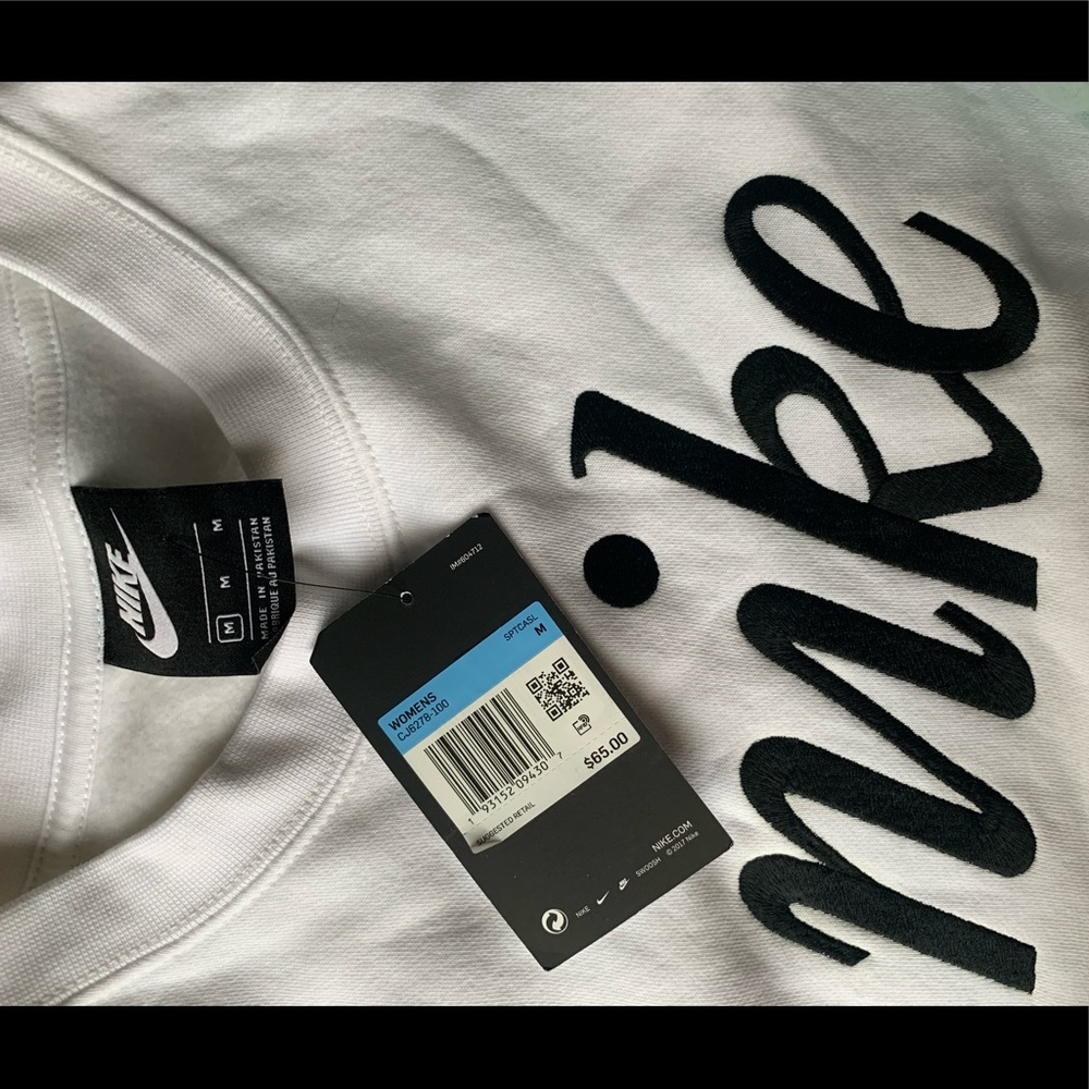 Nike sweatshirt
